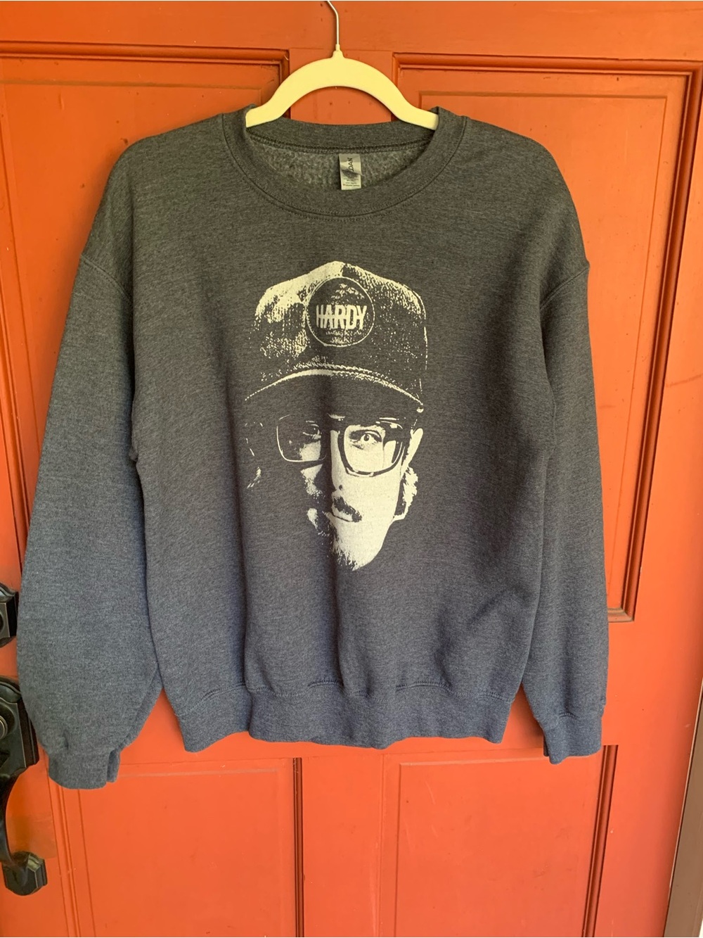 Gildan Unisex Charcoal Gray Crewneck with Hardy Portrait Graphic